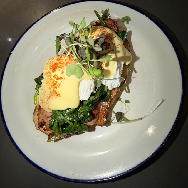 WA - Eggs Benedict