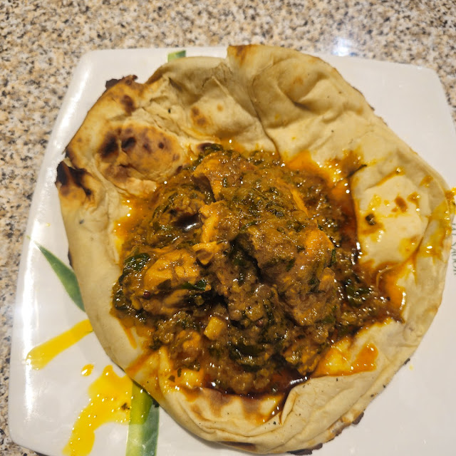 Sag Chicken with Plain Naan