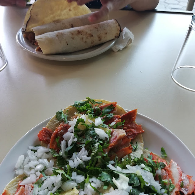Árabes Y Pastor Tacos