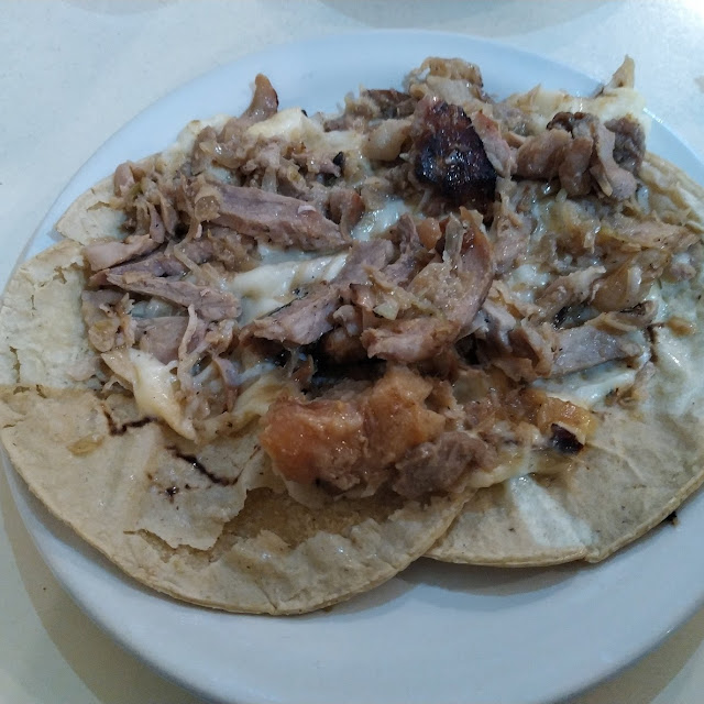 Carne Árabe Con Queso En Tortilla de Maíz