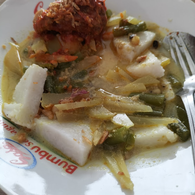 Lontong Sayur