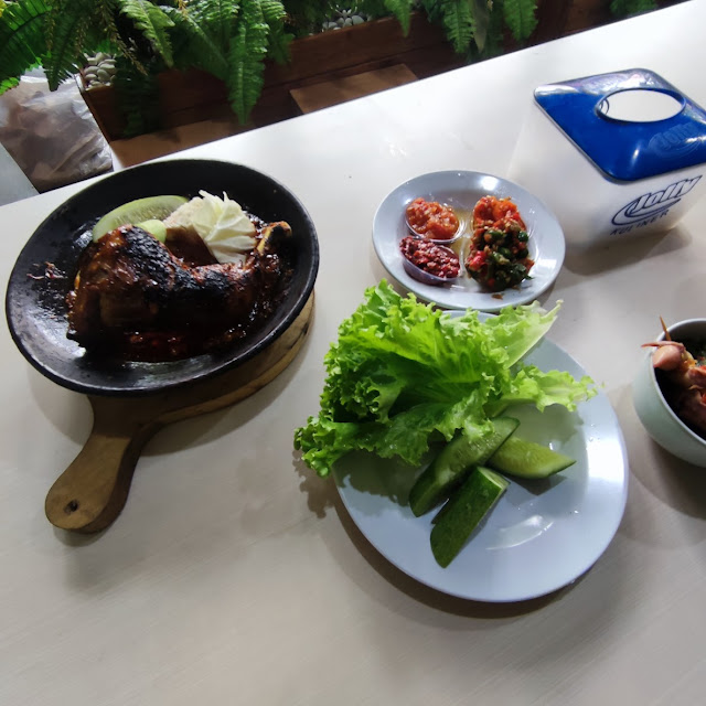 Aneka Sambal Dan Lalaban