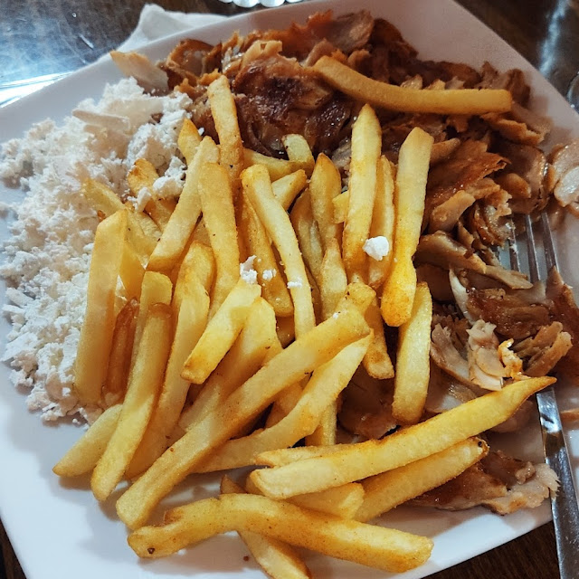 Plato de Carne Con Patatas