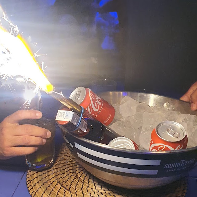 Servicio de Ron Cacique