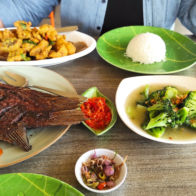 Gurami Bakar Dan Asam Manis