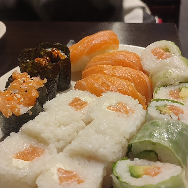 Maki Neige Saumon Fromage