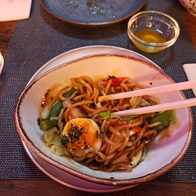 Yakisoba de Huevo