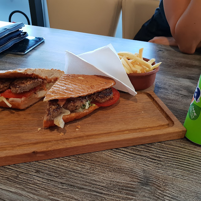 Köfte Burger Menü