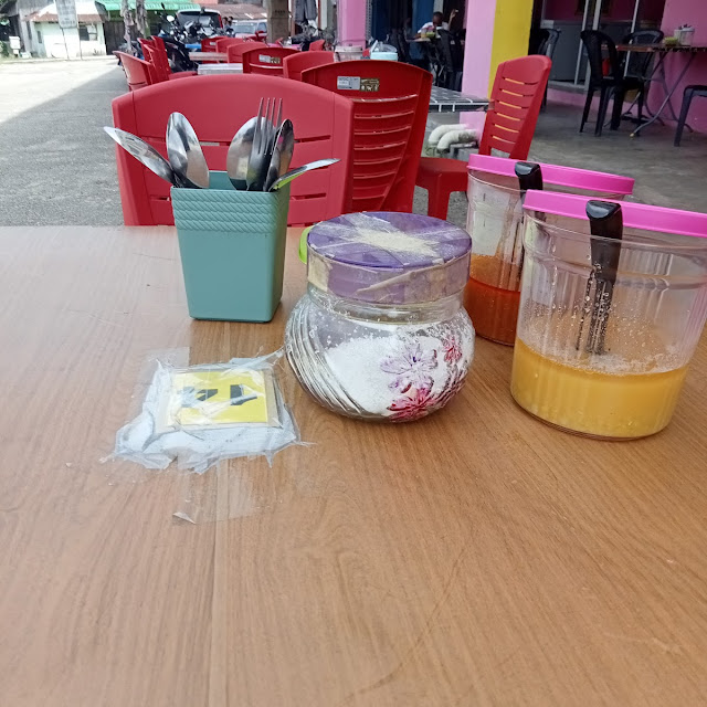 Roti Canai Laksam & Nasi Lemak
