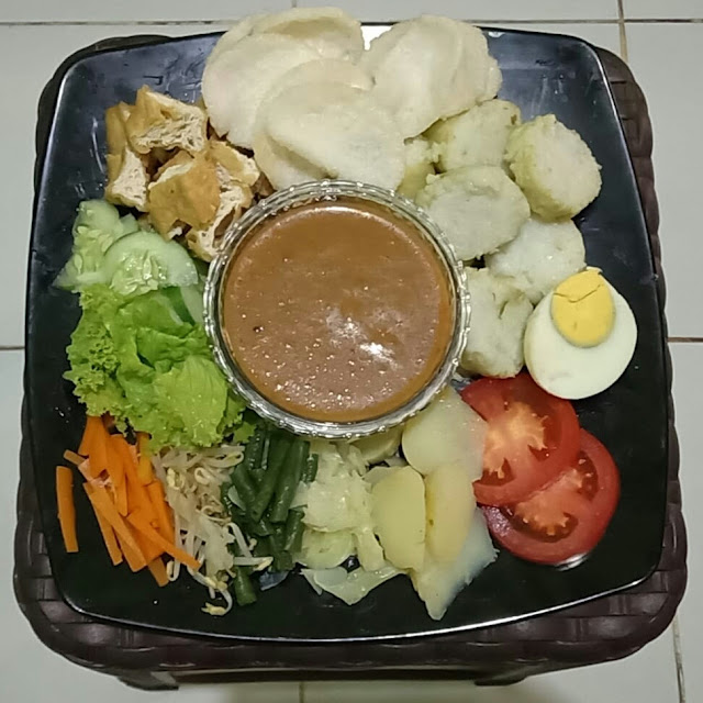 Gado Gado Kevin