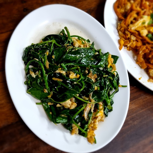 Stir-Fried Pork Spinach with Chilli and Satt
