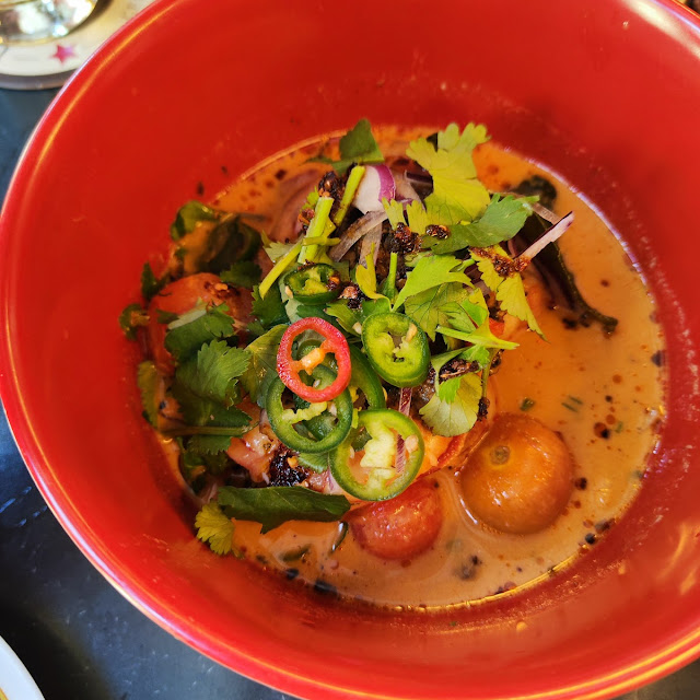Curry Rojo de Gambones