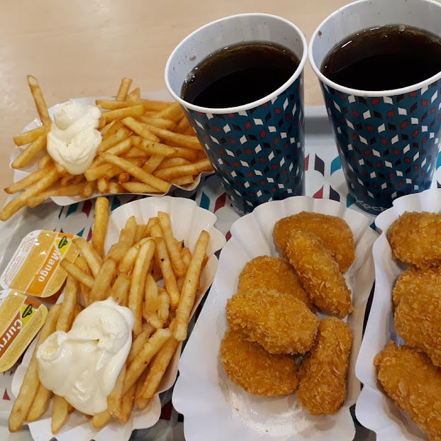 Chicken Nuggets Menü