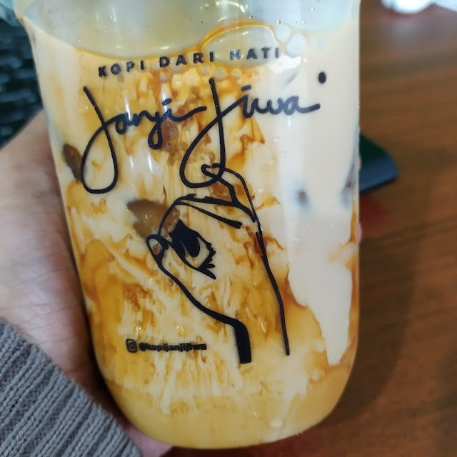 Es Kopi Susu Gula Aren