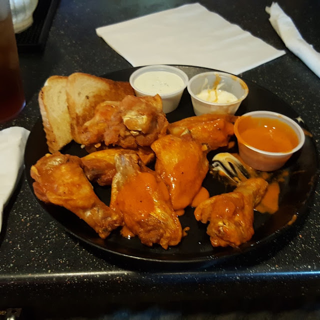 10pc Breaded Wings Thursday Spec