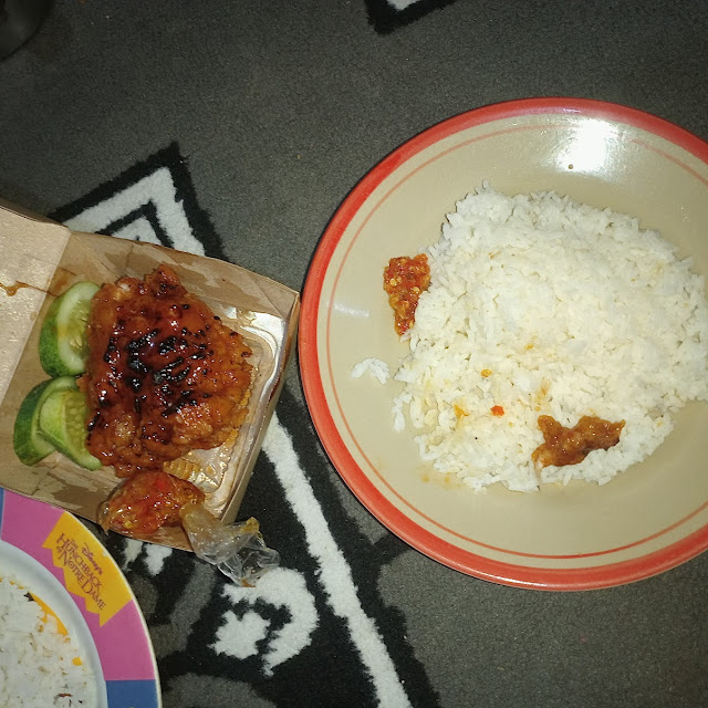 Ayam Pawang