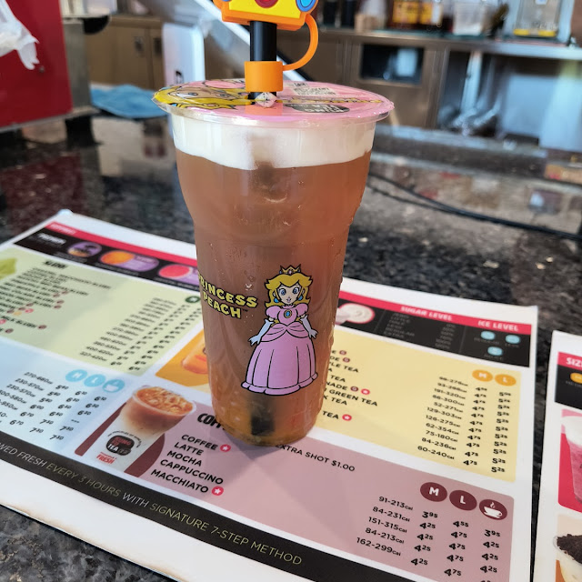 Spotlight Sipper