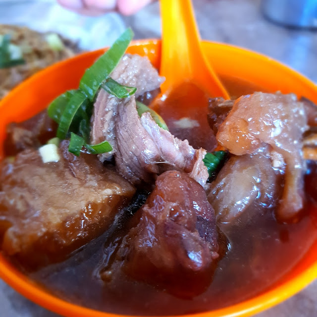 Braised Beef Tendons
