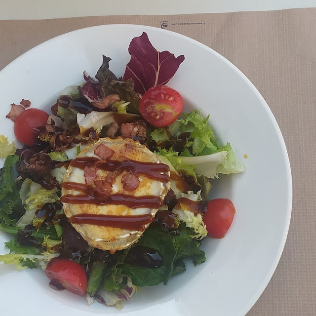 Ensalada de Cabra
