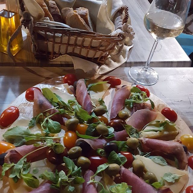Dalmatian Deli Platter