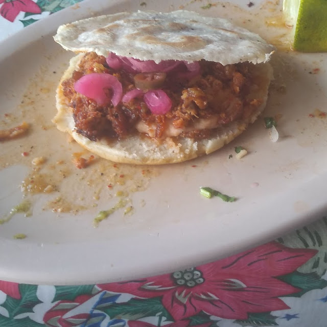 Gordita de Chicharrón