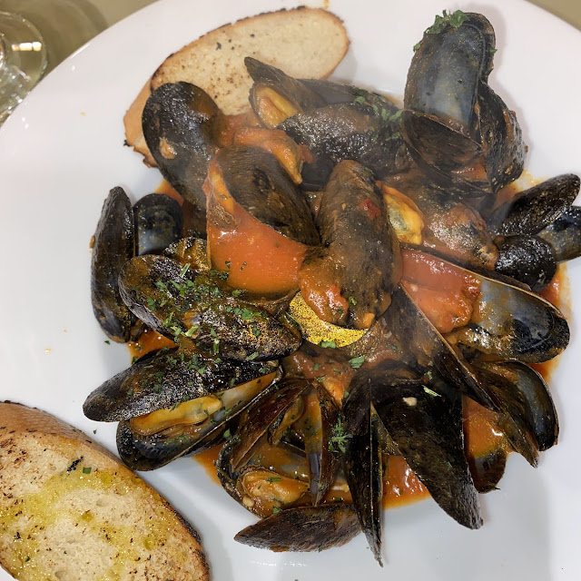 Mussels Marinara