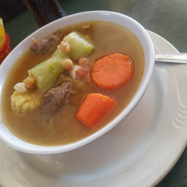 Caldo de Res