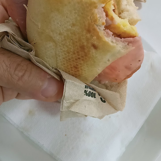 Bocata de Tortilla Y Jamón