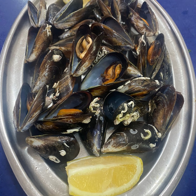 Steamed Mussels