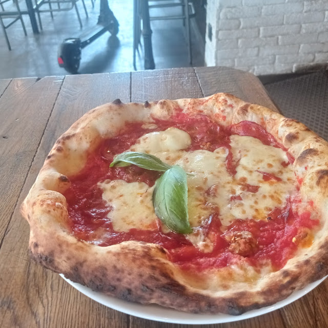 Pizza Diavola