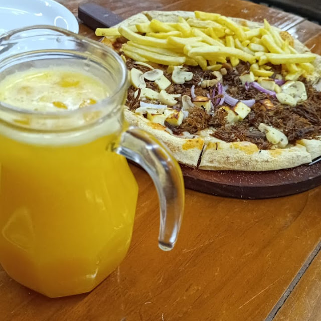 Pizza de Filé Com Fritas