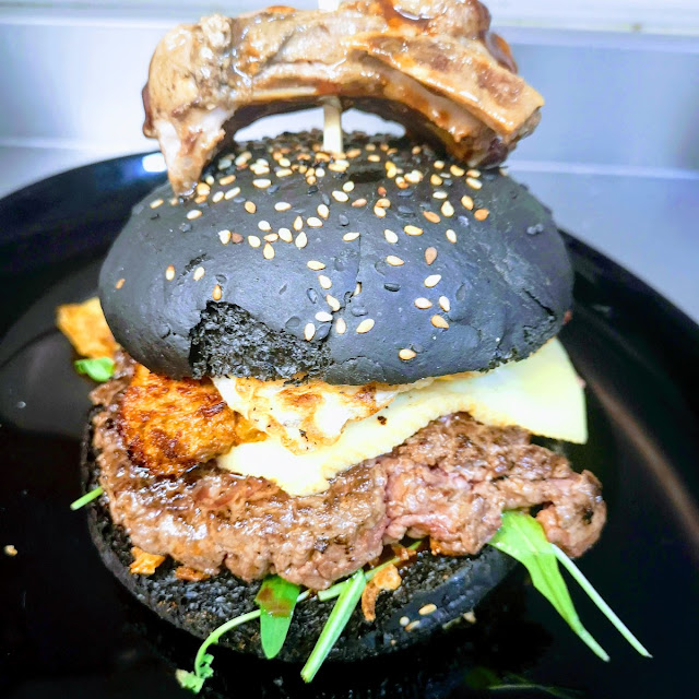 Burger Black