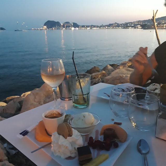Café Gourmand