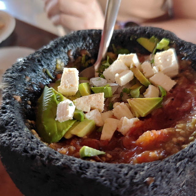 Huevos En Chile Guajillo