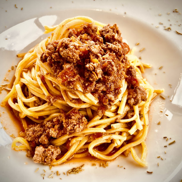 Spaghetti Alla Chitarra Con Ragù Di Cinghiale
