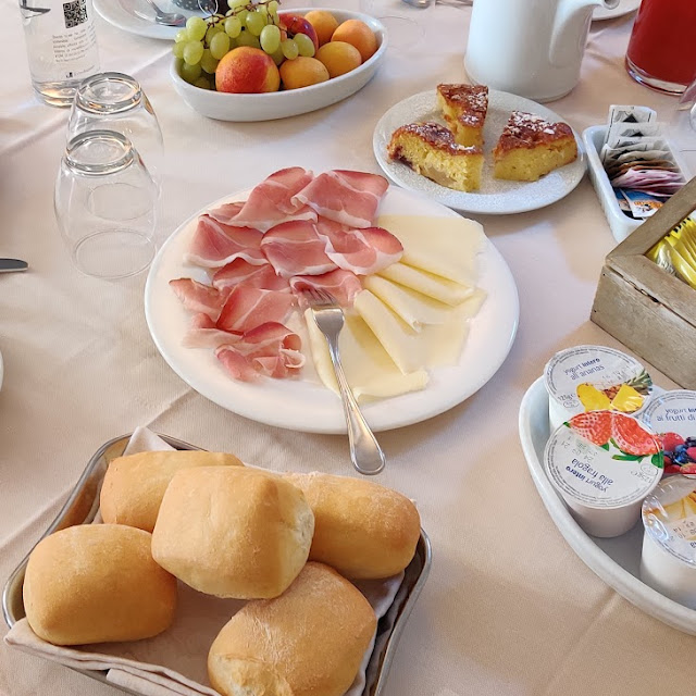 Breakfast Specialty Hams and Cheese