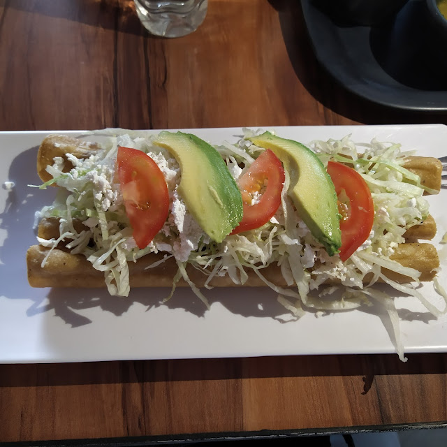 Flautas de Pollo
