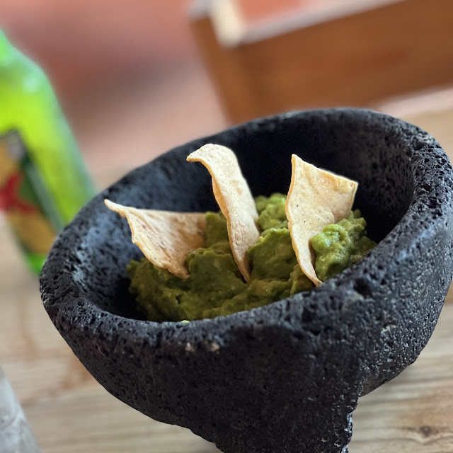Guacamole Con Chapulines