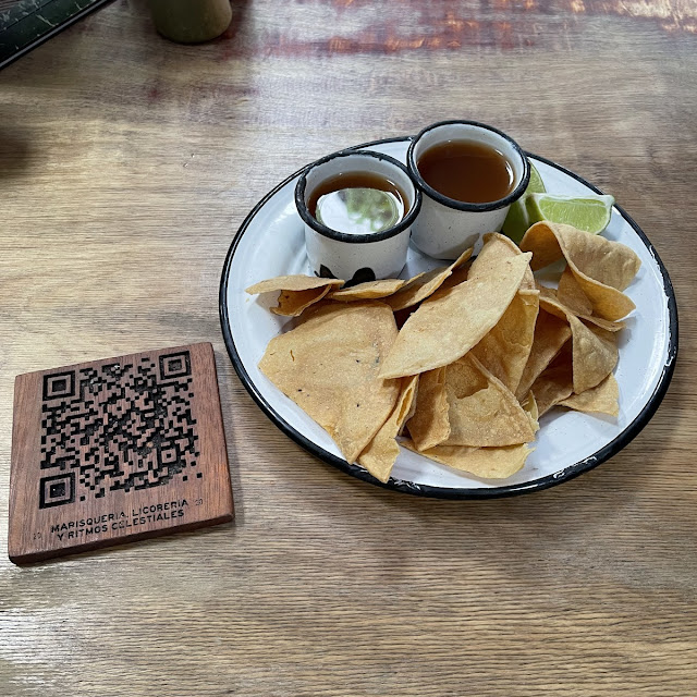 Caldito de Camarón Cortesía de la Casa Ojo Que Quema