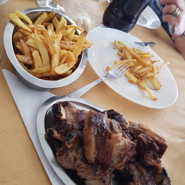 Asado Con Papas Fritas