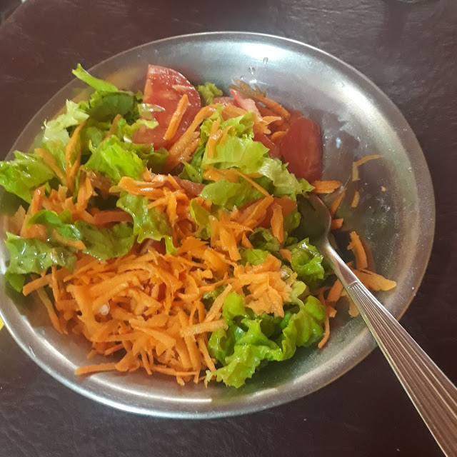 Ensalada Lechuga Tomate Y Zanahoria