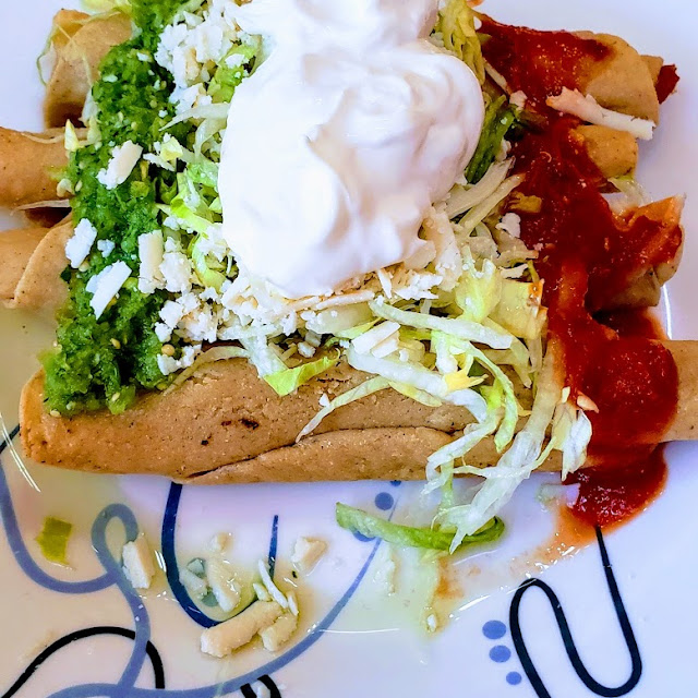 Flautas de Pollo