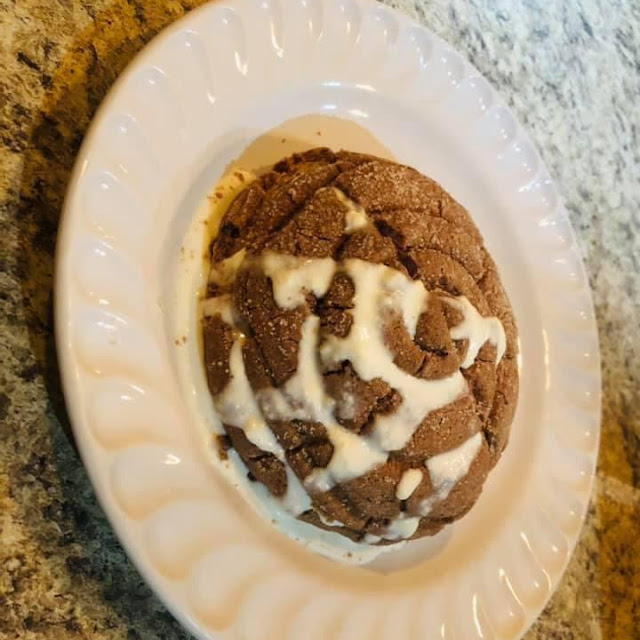 Bombas Rellenas de Nata