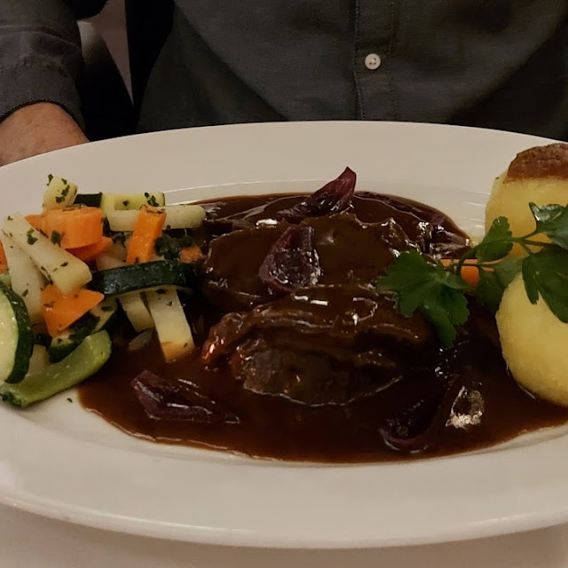 Ochsenbäckchen Gemüse Klöße