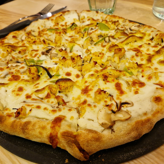 Pizza Curry Suprême de Poulet
