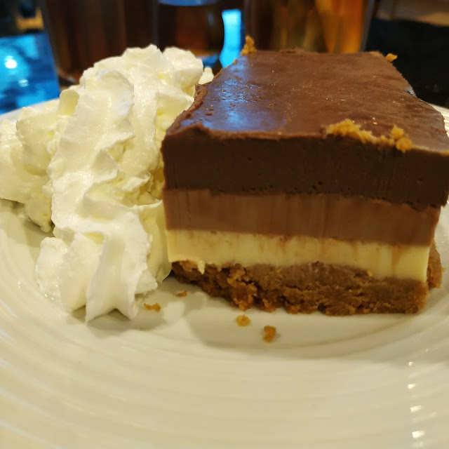 Tarta Tres Chocolates