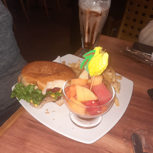 Hamburguesa Con Papas