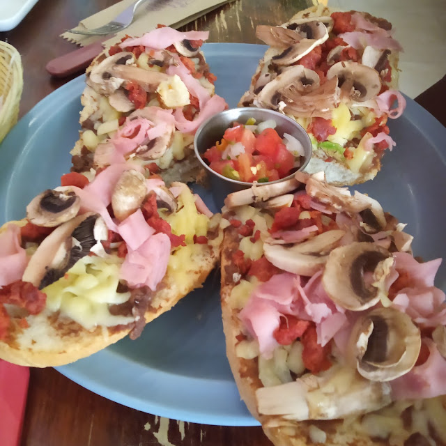 Molletes