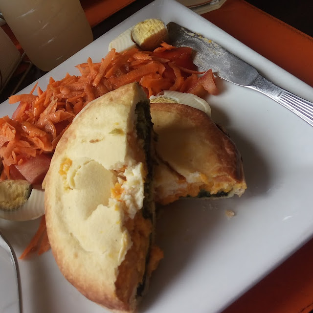 Tarta Con Ensalada