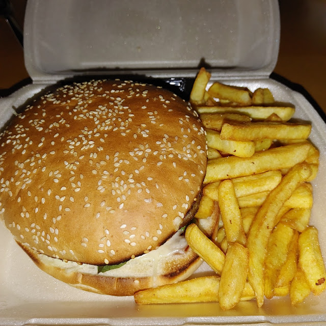 Fleisch Burger Mit Pommes
